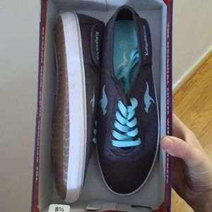 Kangaroo womens sneakers